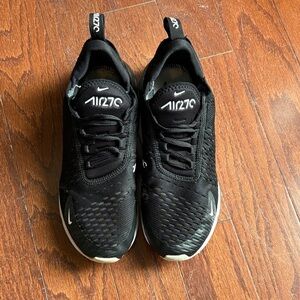 Nike Air 270 Women’s Black Mesh Sneakers